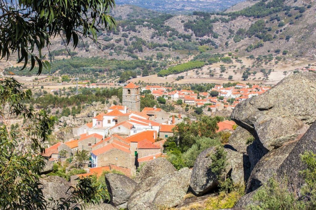 village de Monsanto au Portugal