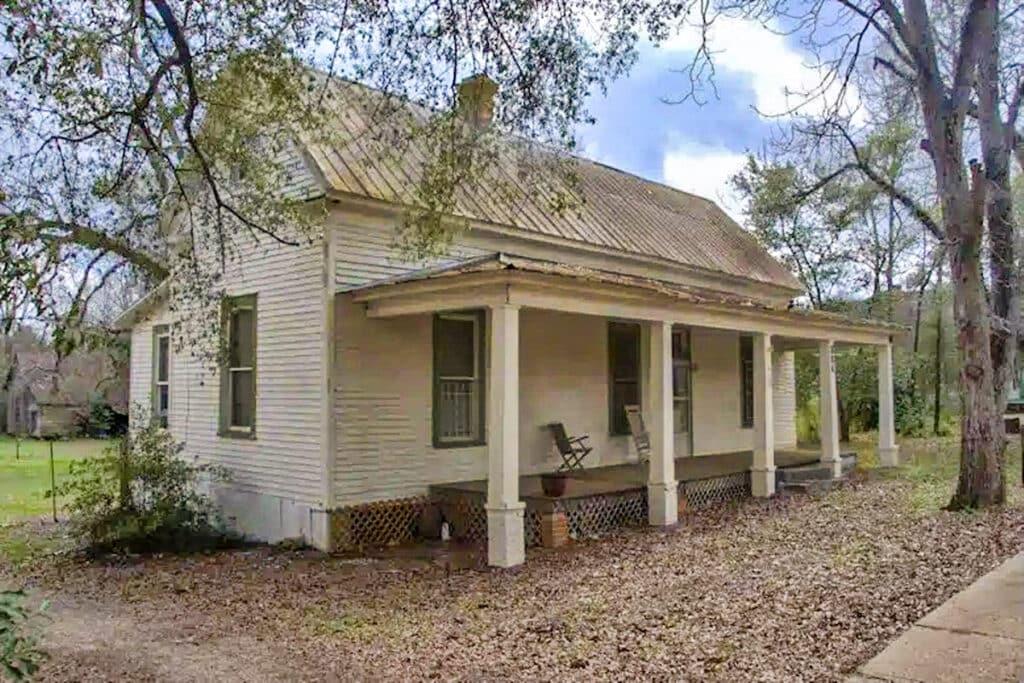 Hall and parlor house