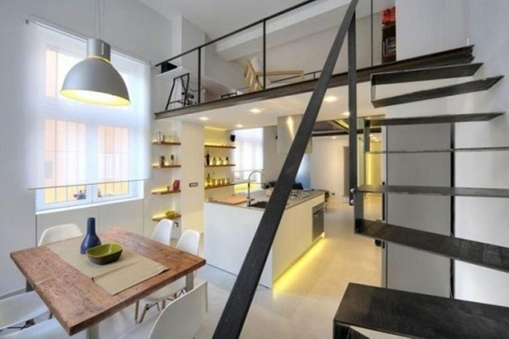 Un appartement loft de style industriel rénové à Rome