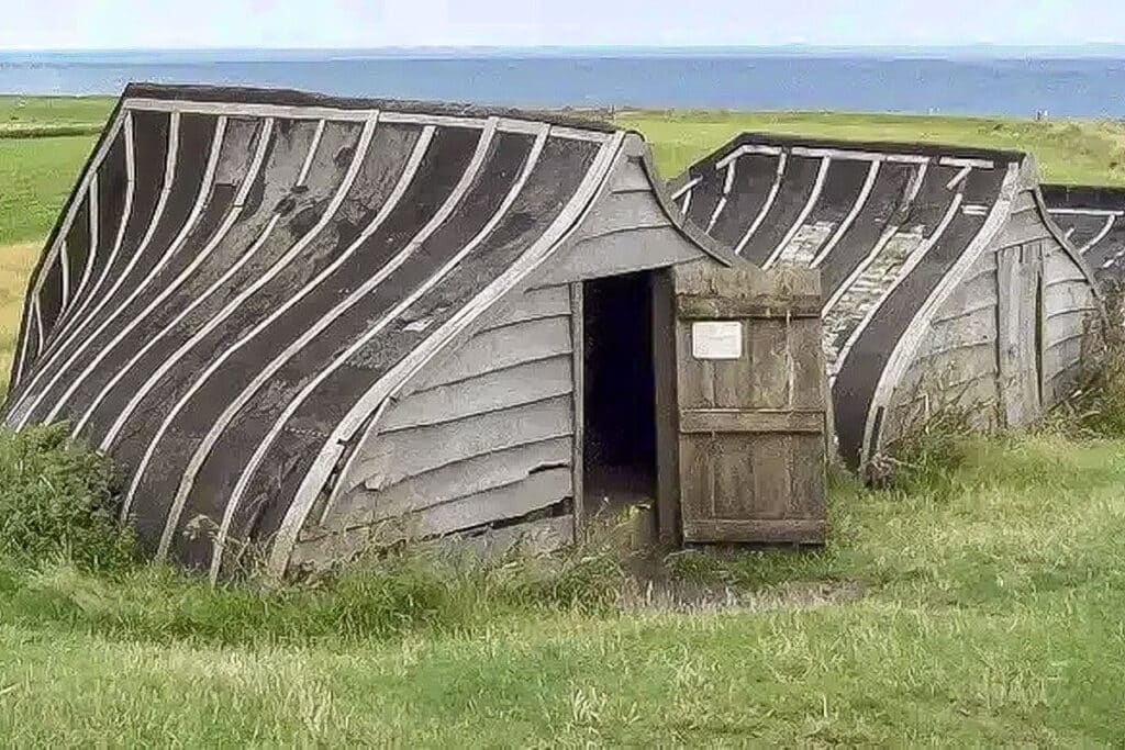 cabanes coques de bateau à Lindisfarne