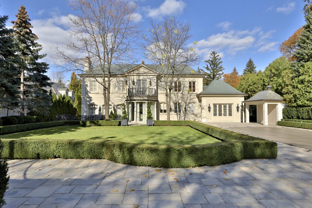 propriété de luxe à Toronto