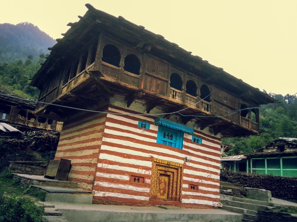 Maisons traditionnelles indiennes résistantes aux séismes