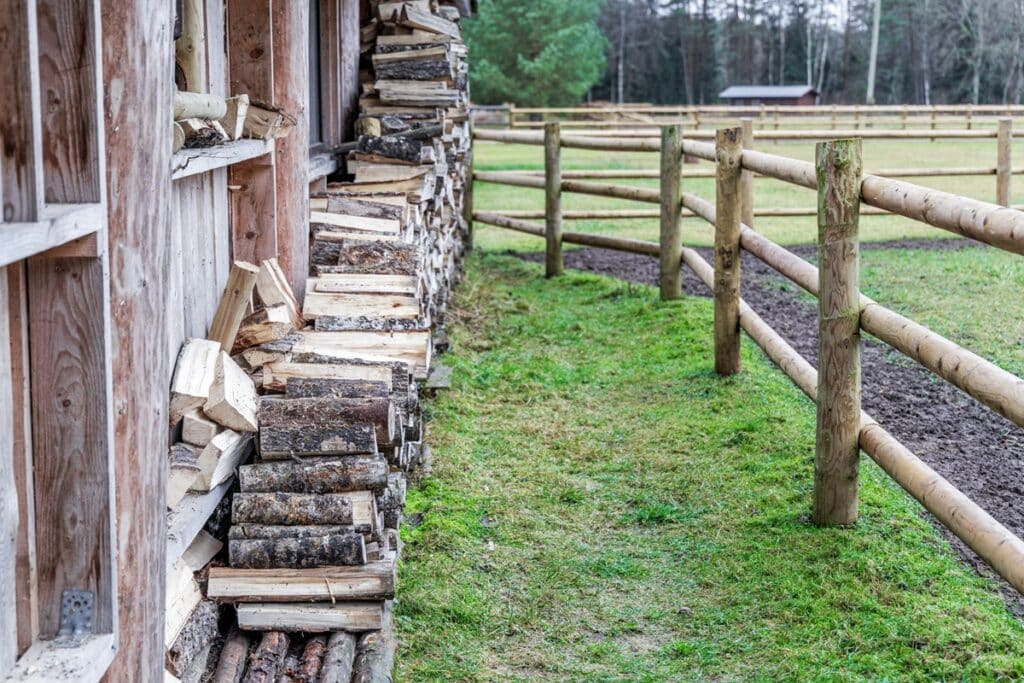 clôture bois en rondins