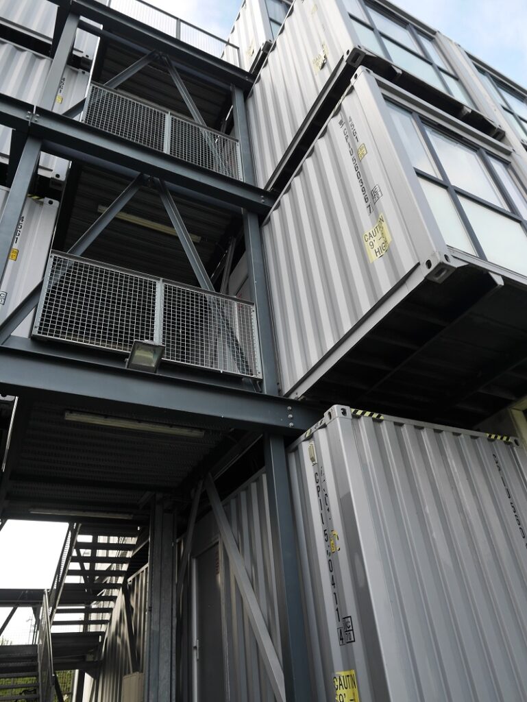 conteneurs a docks le havre