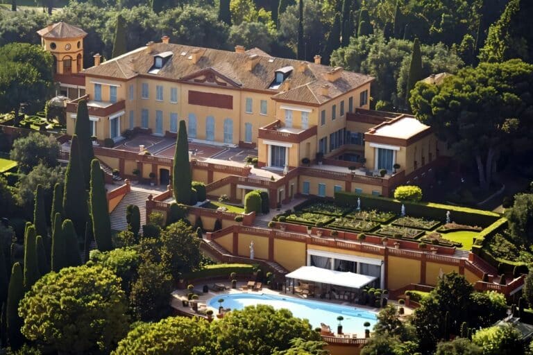 La villa Leopolda
