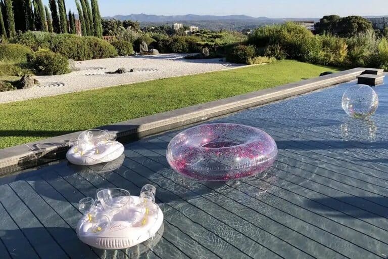 piscine avec fond mobile