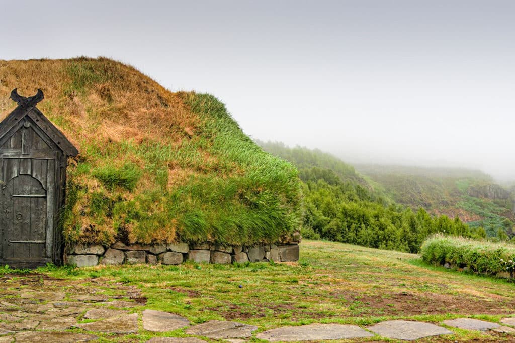 Þjóðveldisbærinn maisons d'herbe viking