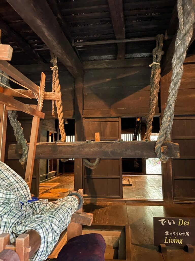 intérieur maison minka à Nihon Minka-en