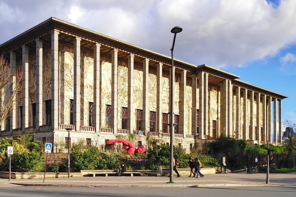 Palais de la Porte Dorée à Paris