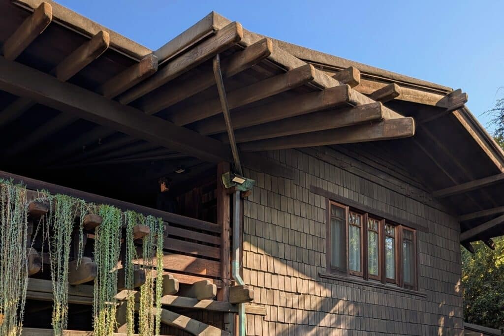 Détail de la façade de la Gamble House