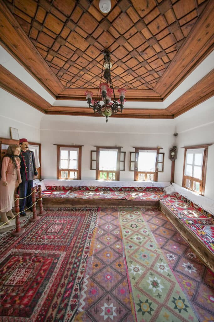 plafond bois maison traditionnelle Safranbolu