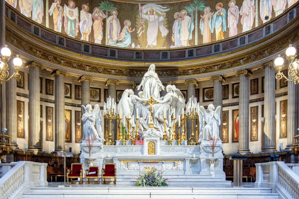 Église de La Madeleine ; intérieur