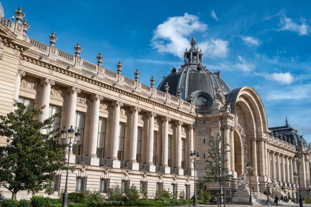petit palais à Paris d'architecture Beaux Arts