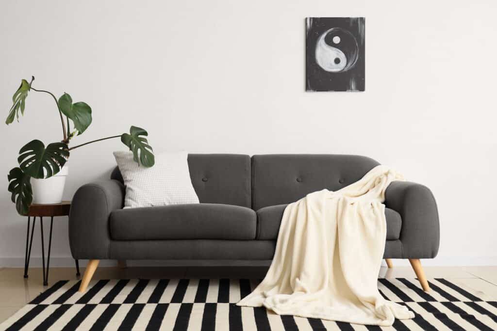 salon avec des accessoires cocooning