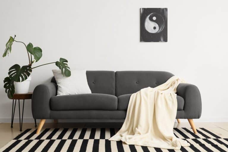 salon avec des accessoires cocooning