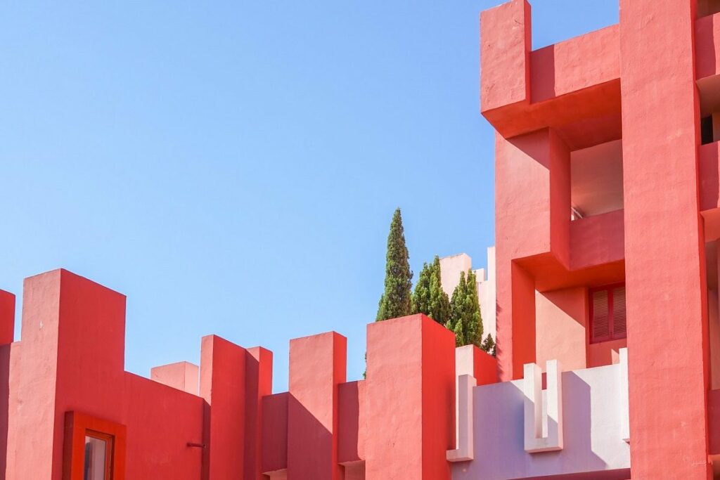 batiment rouge