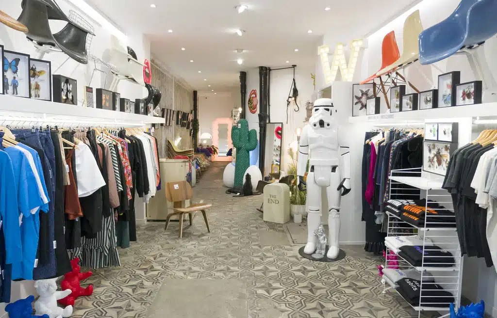 Woods Gallery concept store