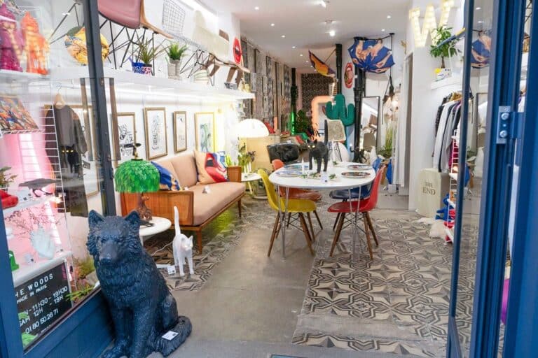 intérieur de The Woods Gallery à Paris