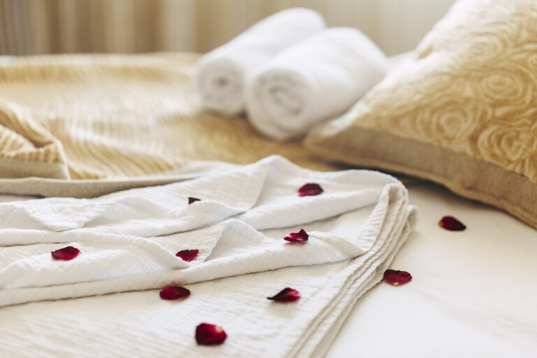 Quelles couleurs pour une chambre romantique