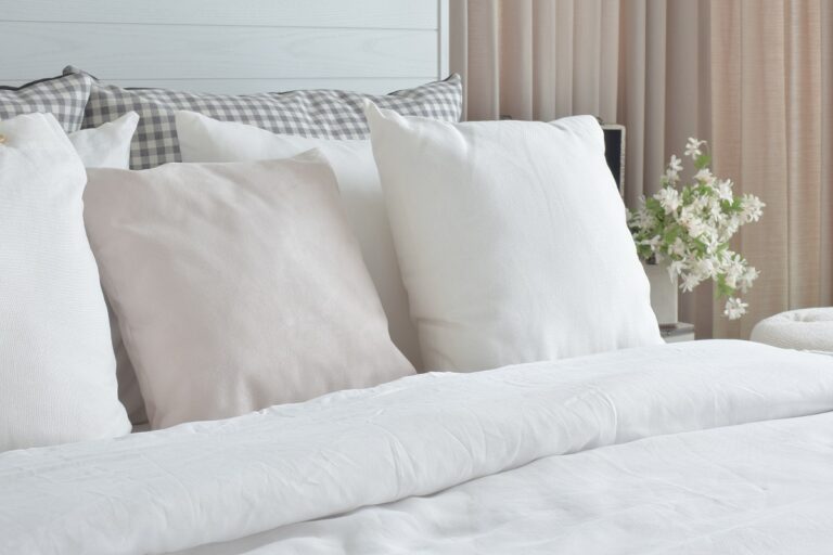 choisir coussins haut de gamme pour lit