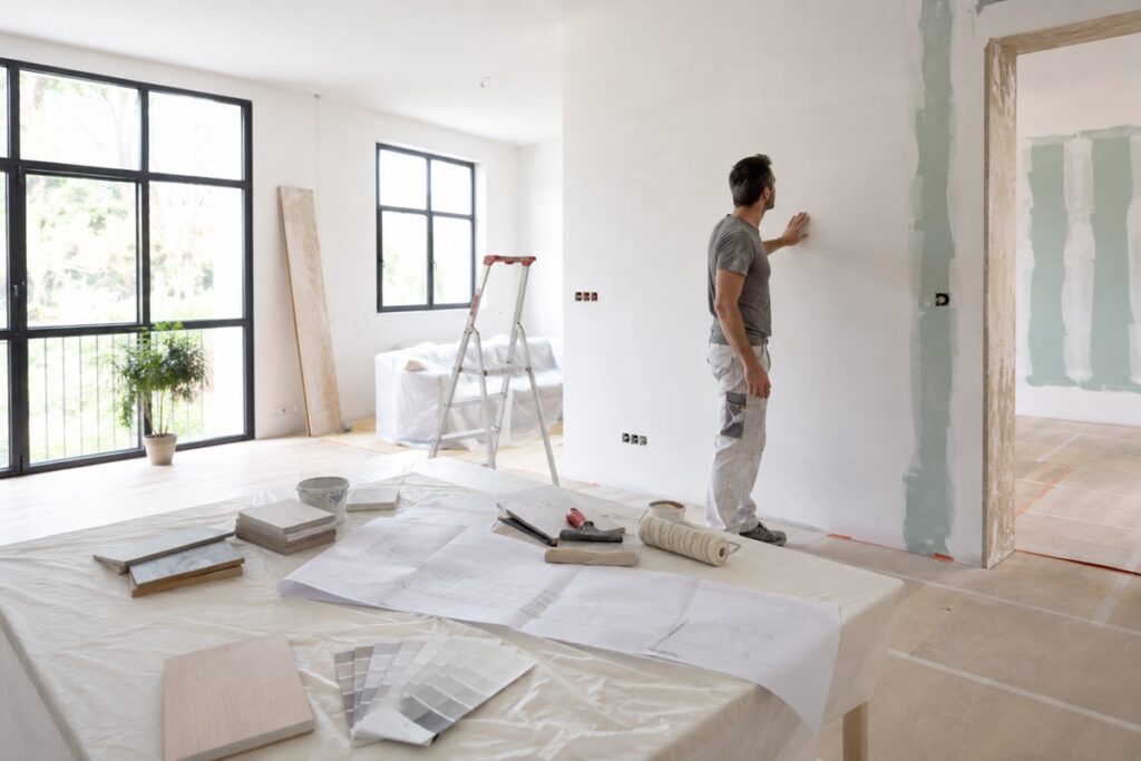 Rénovation d’un salon contemporain