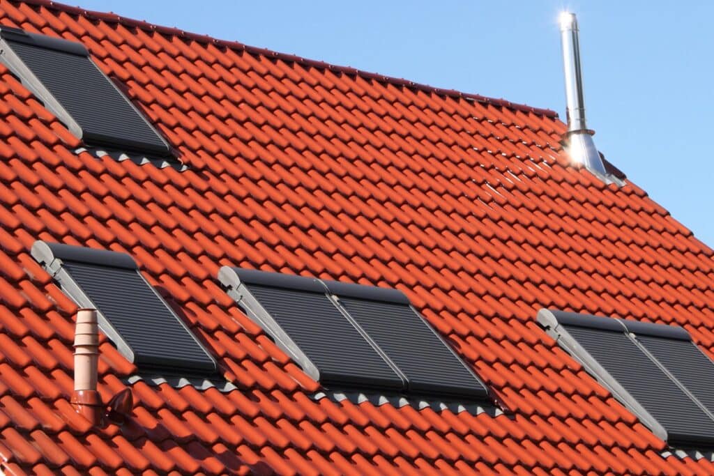 Comment transformer un volet roulant manuel en volet roulant solaire sans se ruiner ?