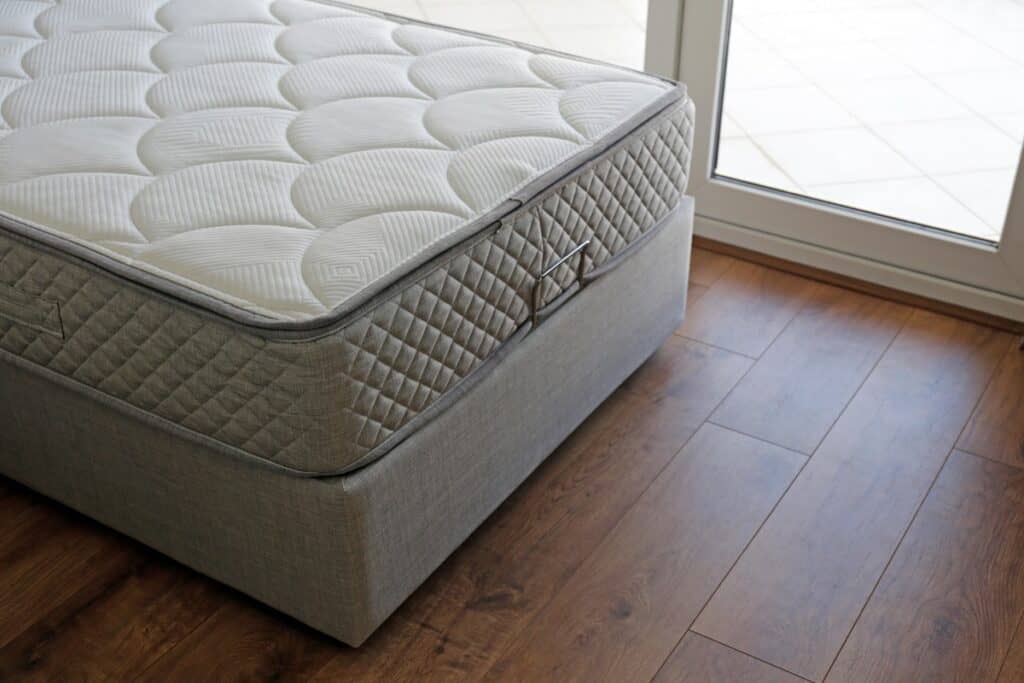 matelas 90x200