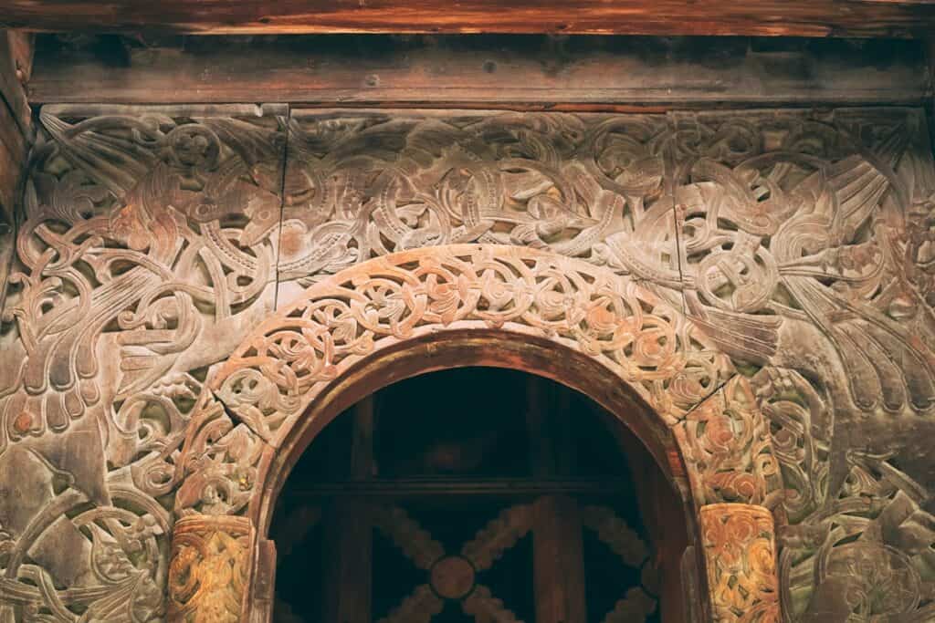 intérieur Borgund Stavkirke