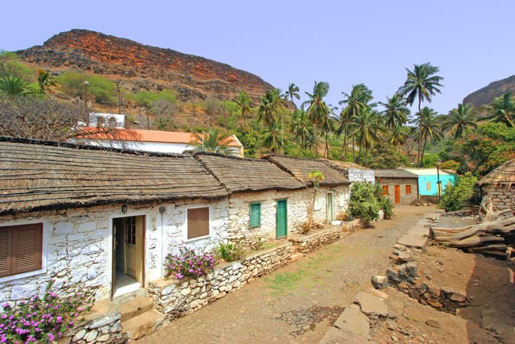 maisons en pierre volcanique Cap-Vert