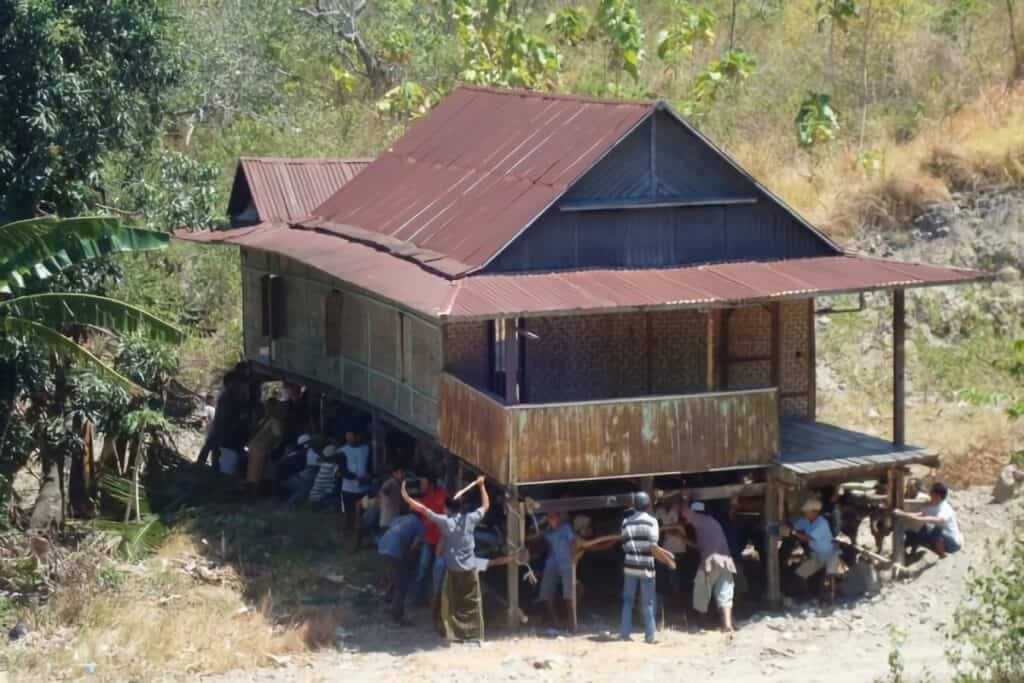 déplacement d'une maison Bugis