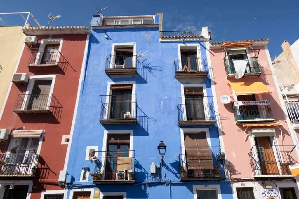 Villajoyosa façades colorées