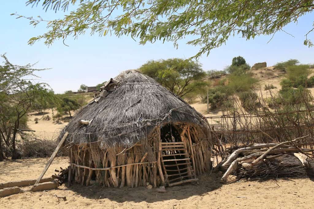 hutte matériaux naturels au Pakistan