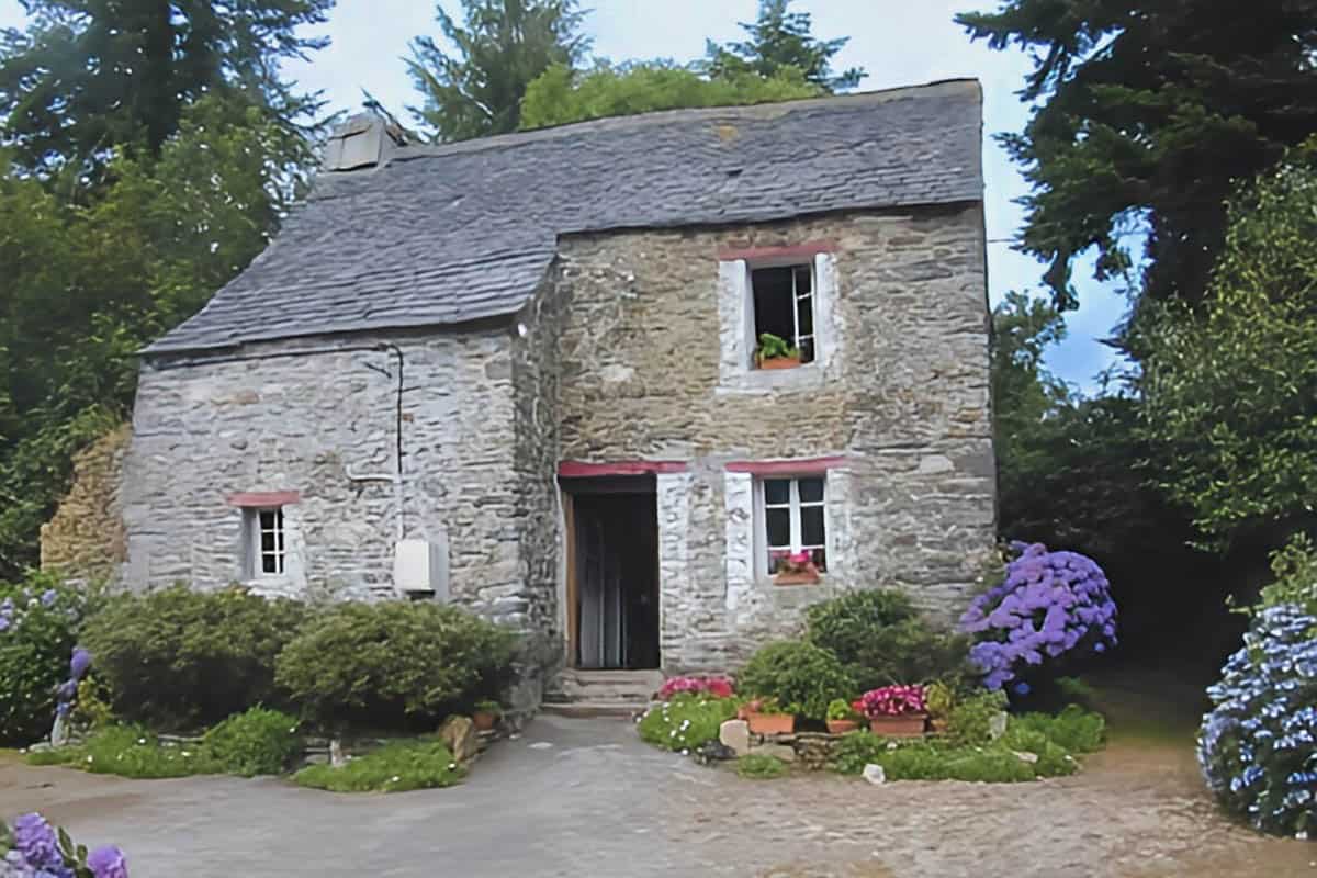 maison à avancée en Bretagne