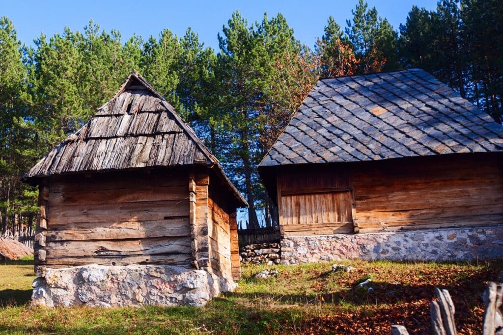 maison bois serbie