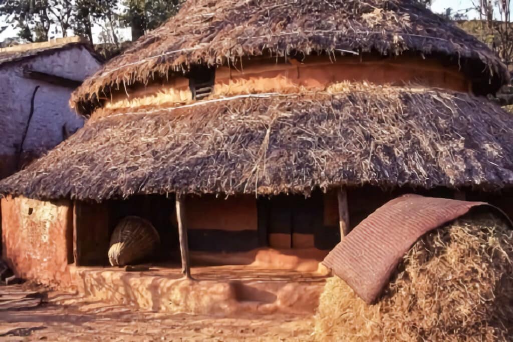 maison ronde darai en terre