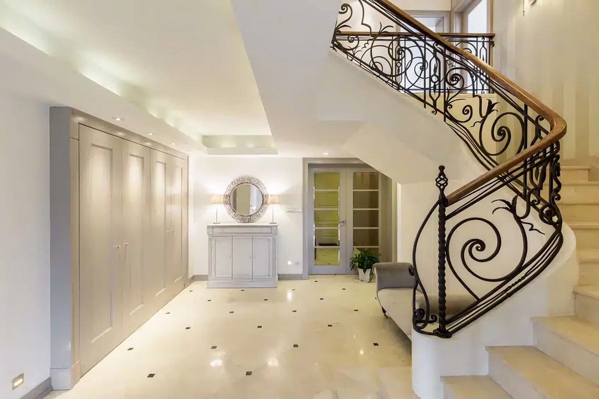 escalier design en acier