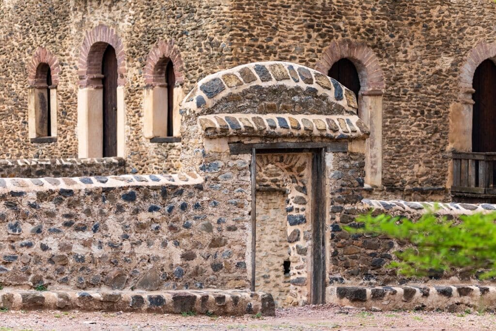 mur de pierre à Gondar