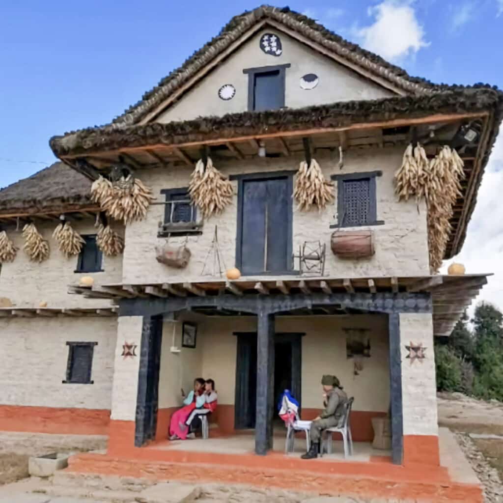 maison Limbu traditionnelle