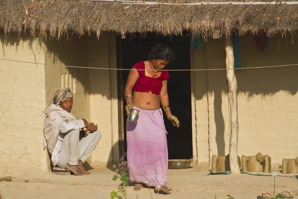 maison Tharu rurale