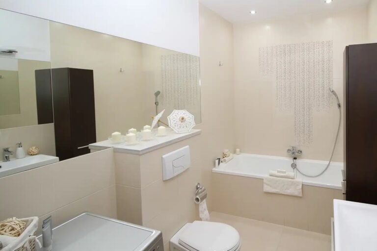 Rénovation Salle de Bain : suivez ces conseils pour maîtriser votre budget