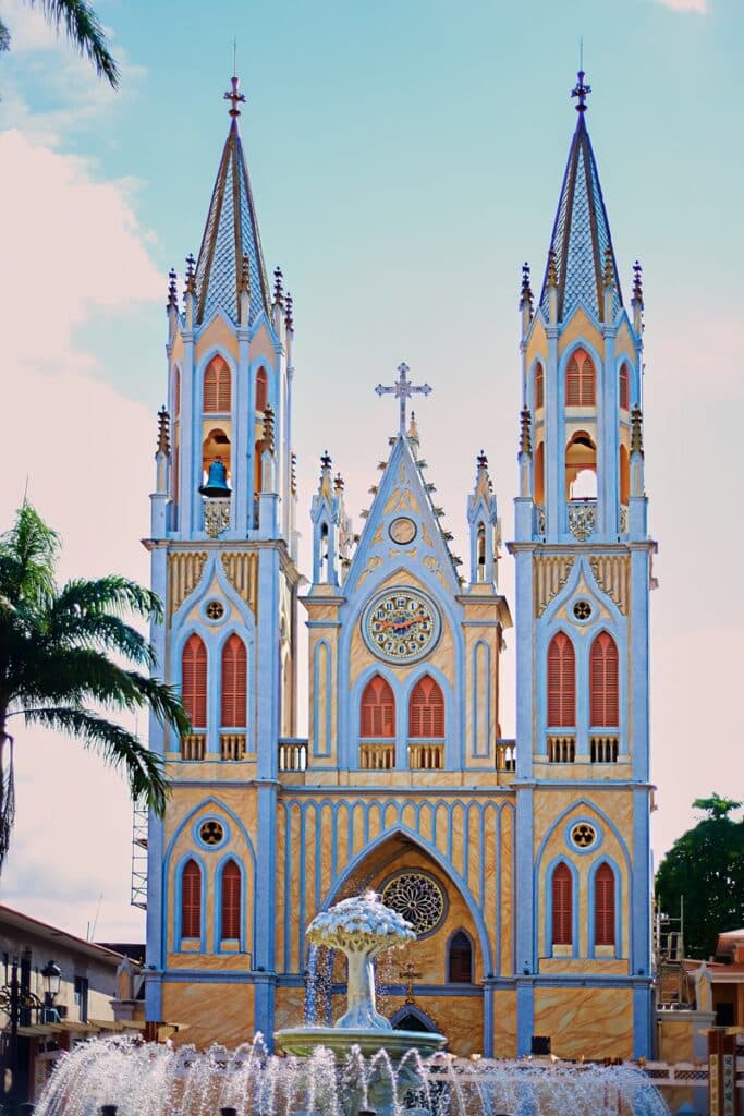 cathédrale Santa Isabel