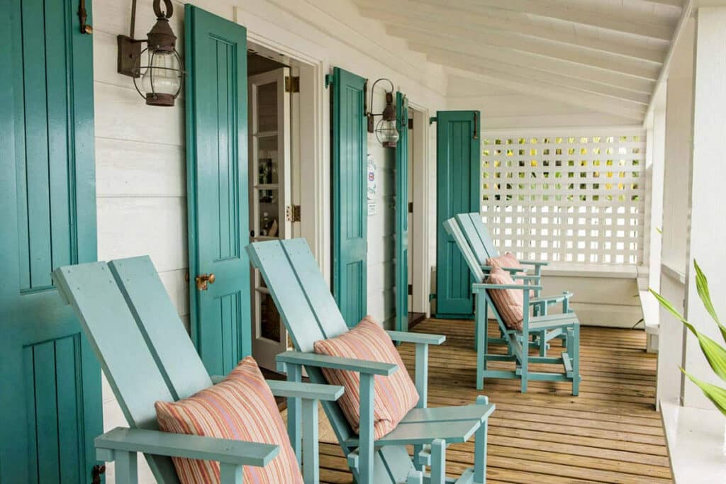 véranda d'un cottage loyaliste bahamas