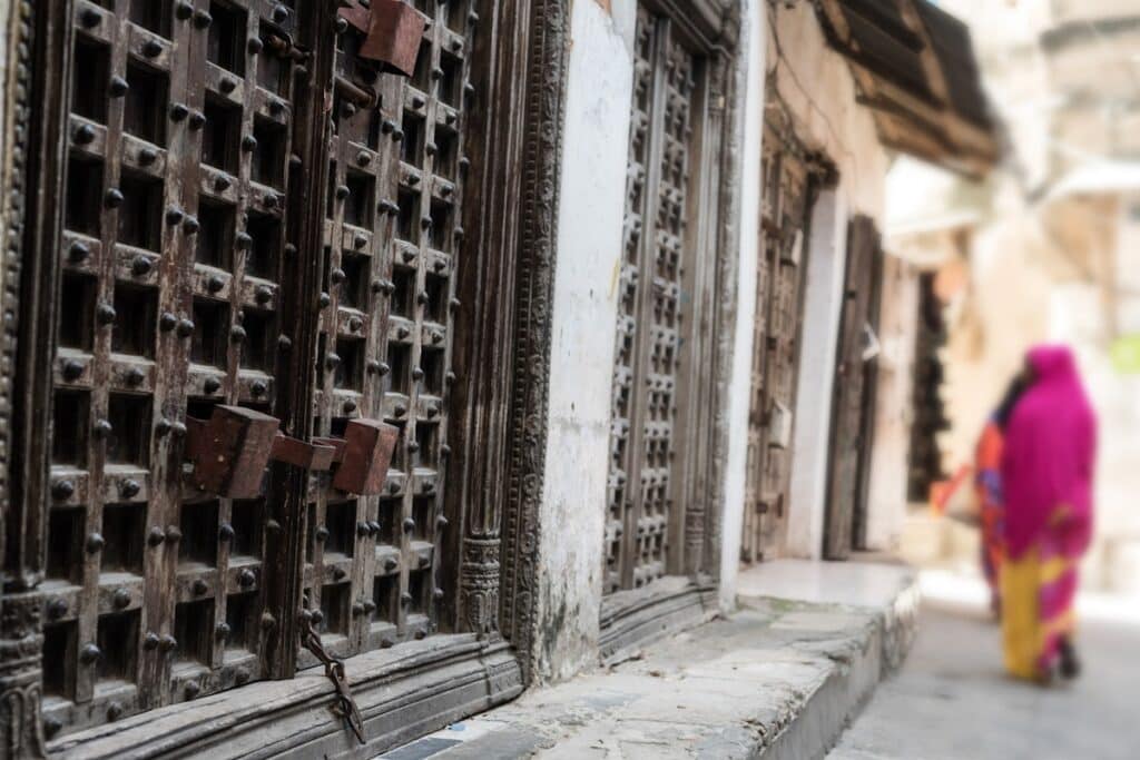 Les portes sculptées de Stone Town à Zanzibar