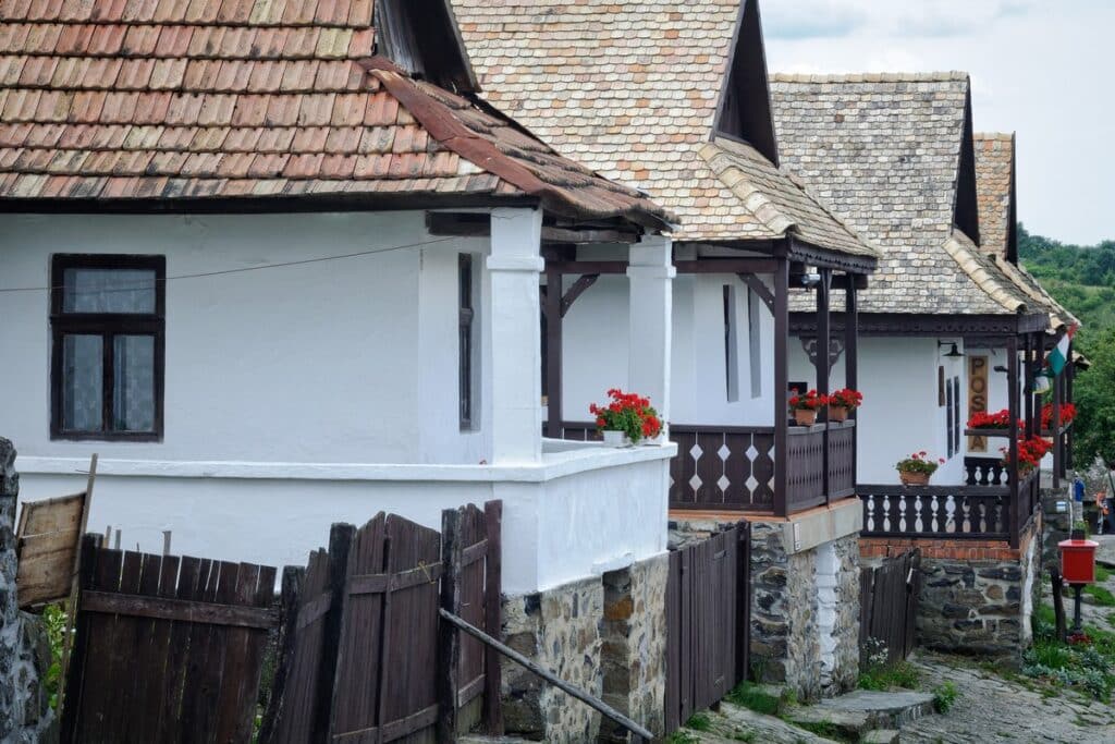 maisons paloc à Holloko