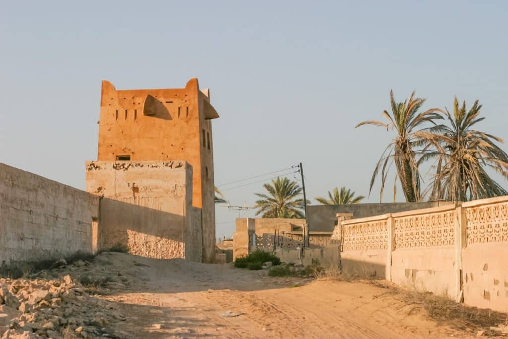 rue abandonnée de Al Jazirat Al Hamra