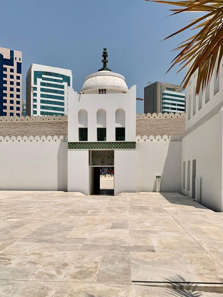 cour Qasr Al Hosn
