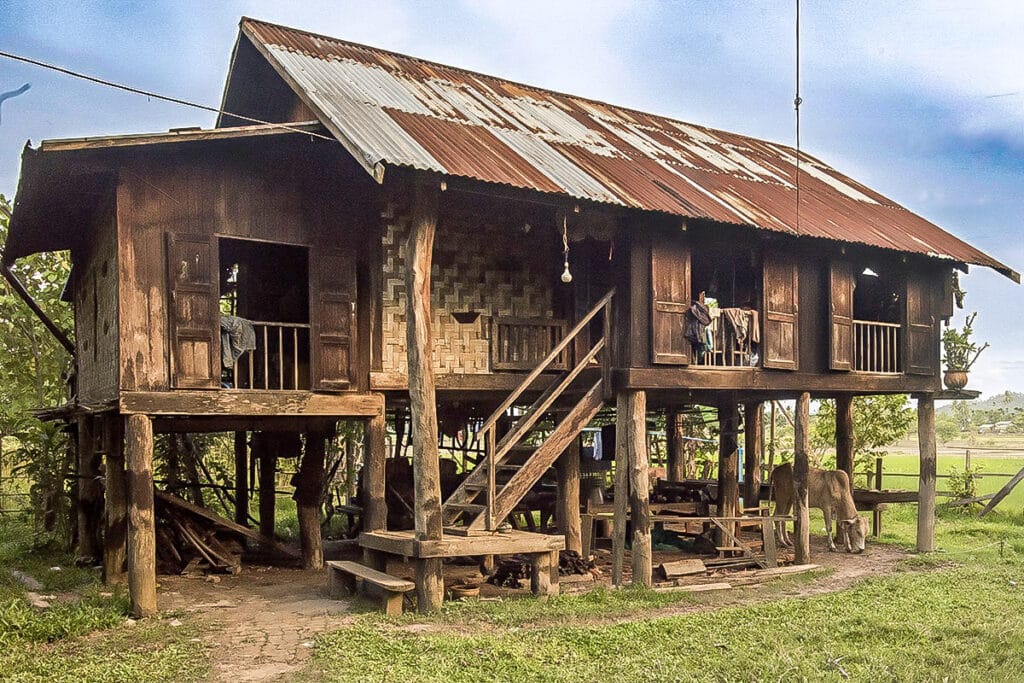 ferme birmane en teck