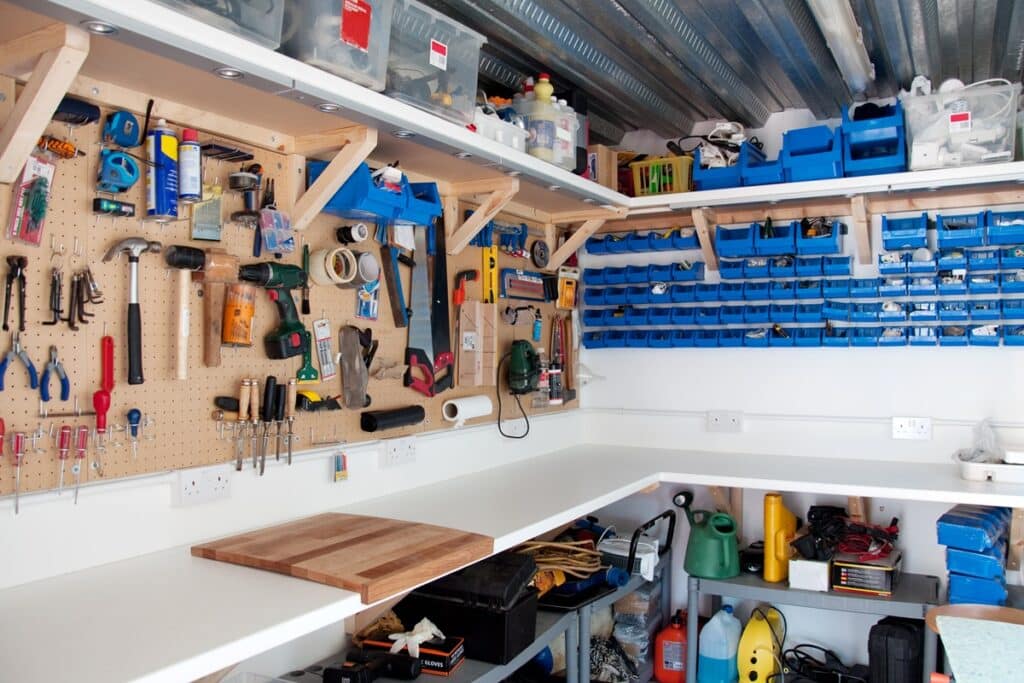 atelier bien rangé