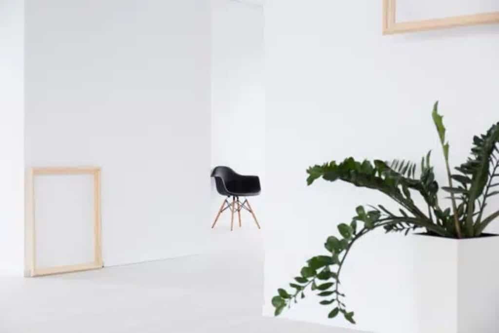 comment décoer avec une chaise noire