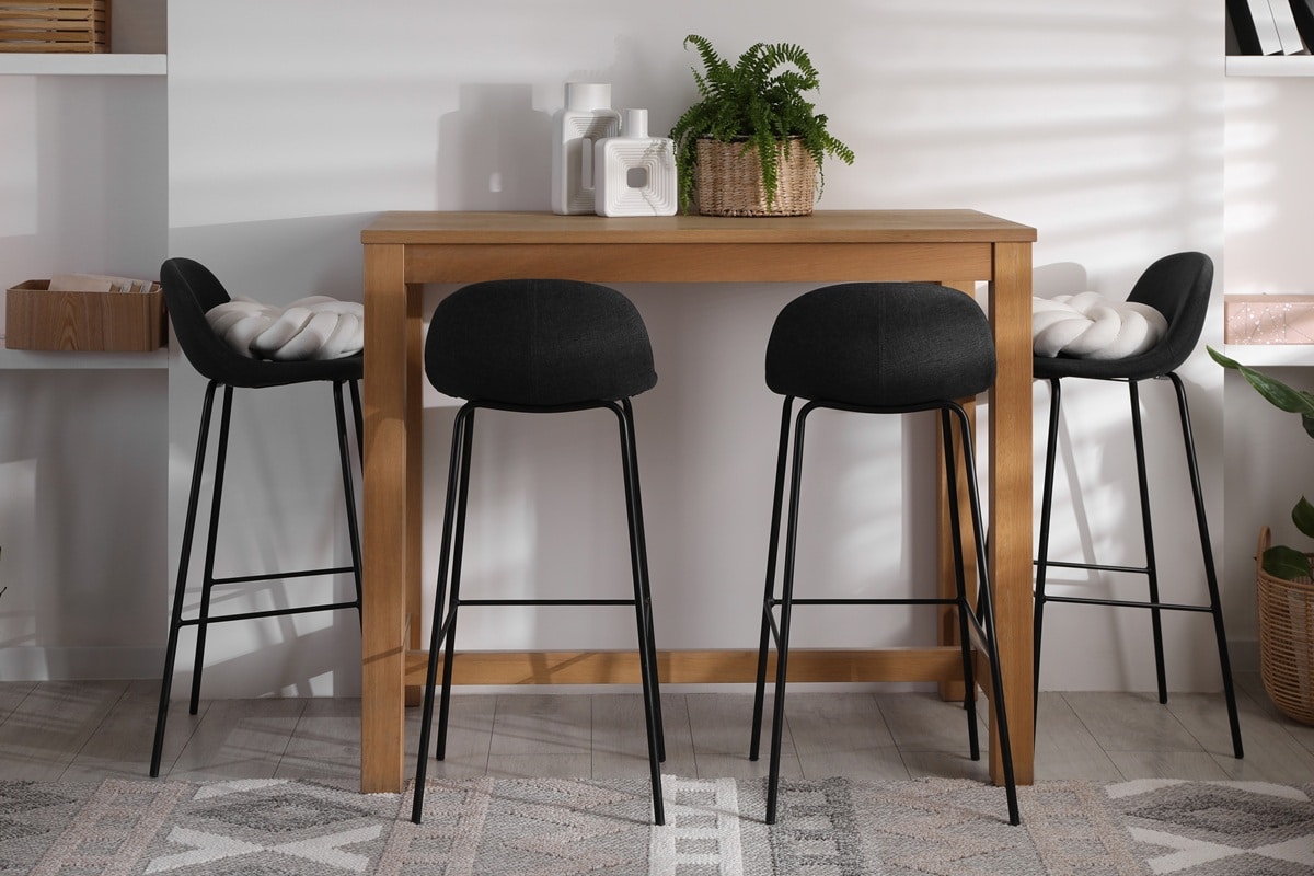 table haute et tabourets